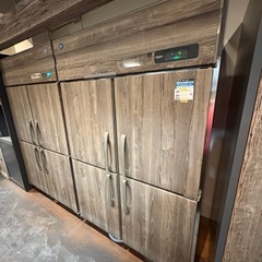ホシザキ業務用冷蔵庫1台の画像