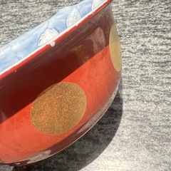 28日22時まで！新年にぴったりの金が使われています！砥部焼大皿と70年以上使った九谷焼アンティークの中鉢の画像