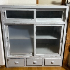 キャビネット　本棚　棚の画像