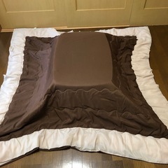 【取引中】NITORI×TEIJIN こたつ掛ふとん　正方形の画像