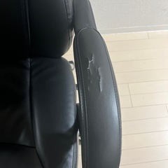 オフィスチェアーの画像