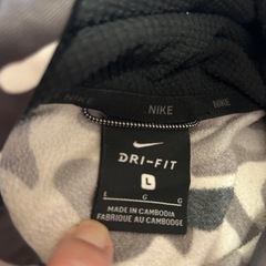 NIKE パーカー　Lサイズの画像