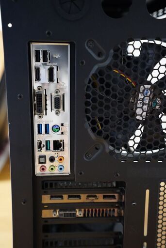 自作ゲーミングPC Core-i7 6700k GTX980