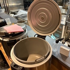 タイガー炊飯ジャー9Lの画像