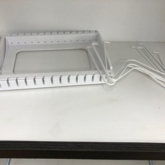 【ドリーム川西店御来店限定】☆ジモティー見たよ♪割引☆  2枚食器棚  クリーニング済み 【2125560000043534】の画像