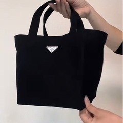 プラダ   ハンドバッグの画像