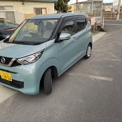 ニサンディズ年式平成30年車検令和9年の2月までの画像