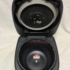 タイガー圧力IH炊飯ジャー 炊きたて　5.5合の画像