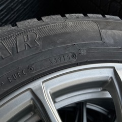 ※バリ山　　225/60R17 アルミ付きスタッドレスの画像