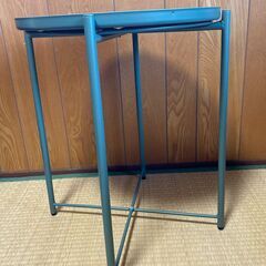 サイドテーブルの画像