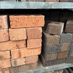 ガーデニングレンガ、石色々の画像