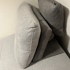 背もたれ　クッションの画像