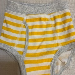 【新品未使用】90サイズ男の子綿のパンツ３枚セットの画像