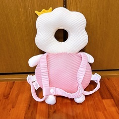 《美品》ベビー転倒防止リュック型ヘッドガードの画像
