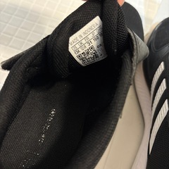 キッズ　アディダス　adidas  シューズ　19cm　の画像