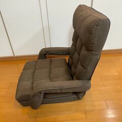 リクライニング座椅子（肘掛け付き・ロングタイプ）ブラウンの画像