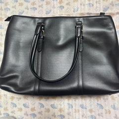 就活用の黒バッグの画像
