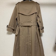 七分袖トレンチコートの画像