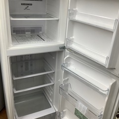 【中古家電・テレビ 6ヶ月保証付き！】 HITACHI(ヒタチ)2017年製 2ドア冷蔵庫 入荷しました！の画像