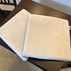 IKEA ダイニングテーブル　チェアセットの画像