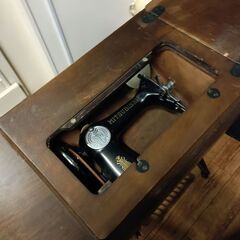 (中古)MITSUBISHI 三菱 レトロアンティークミシンの画像