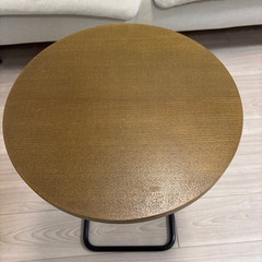 unico サイドテーブルの画像