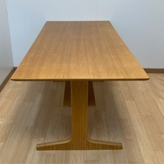 無印良品　リビングでもダイニングでも使えるテーブルの画像