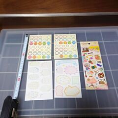 紙もの色々詰め合わせ　まとめ買いセット　まとめ売り　大量　シール　メモ　封筒の画像