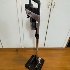 【ジャンク】SHARP 掃除機 RACTIVE Air（バッテリー2個・充電器・スタンド付）の画像