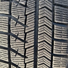 スタッドレスタイヤ　ホイール付き 4本セットの画像