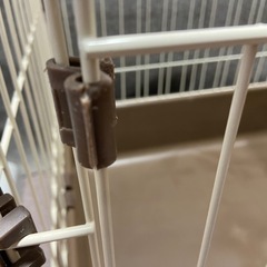 キャスター付きペットケージ  70cm x 56cmの画像