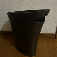 ブラウン　ゴミ箱の画像
