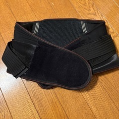 バンテリン　腰椎コルセットの画像