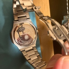 高級タイプ腕時計とカシオダイバーボックス付きの画像