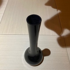 花瓶　黒　ブラックの画像