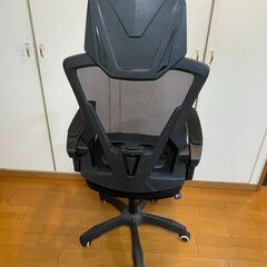 オフィスチェア メッシュ フットレスト付き ハイバック 昇降の画像