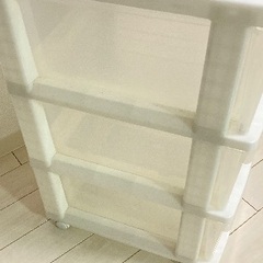 3段ケースの画像