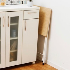 DCM折りたたみデスクの画像