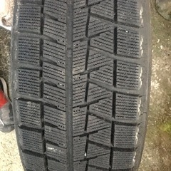 スタッドレスタイヤ　ホイール付き　15インチ　4本セットの画像