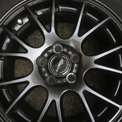 スタッドレスタイヤ　ホイール付き　15インチ　4本セットの画像