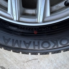 ほぼ新品スタッドレス！195/65R15　の画像