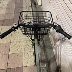 WONKA 27型 シティサイクル カーキ 6段変速 かご、荷台の画像
