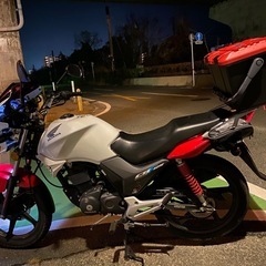 ホンダ CBF125.ビキニカウル.大型リアBOX.極上品の画像