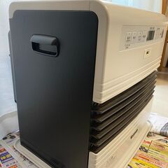 ダイニチ 石油ファンヒーター FW-4716SDR ホワイト 9Lタンク 動作確認済みの画像