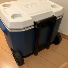中古美品　コールマン大型ホイールクーラーボックス・６０QT・車輪付き　引き取りに来られる方限定の画像