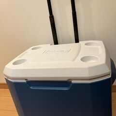 中古美品　コールマン大型ホイールクーラーボックス・６０QT・車輪付き　引き取りに来られる方限定の画像