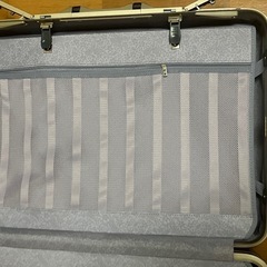 【引取限定】サムソナイト キャリーケース ハードケース 4輪 2本鍵付 大容量 り旅行の画像