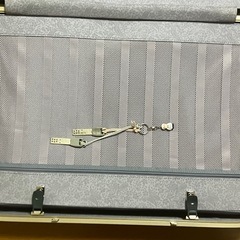 【引取限定】サムソナイト キャリーケース ハードケース 4輪 2本鍵付 大容量 り旅行の画像