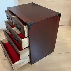 中古美品　和風レトロな小さな収納タンスの画像