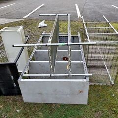 パイプスチールラックとスチール棚中古現状渡し 引取り出来る方のみ専用の画像